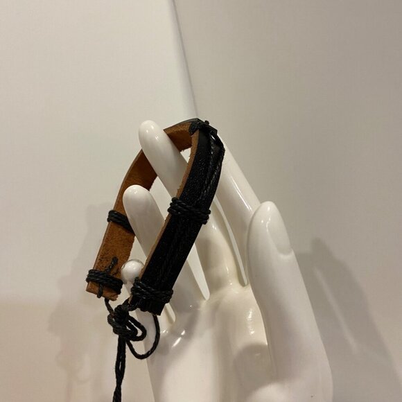 Adjustable Believe Bracelet made of genuine Leather & Metal Plate - Picture 10 of 13